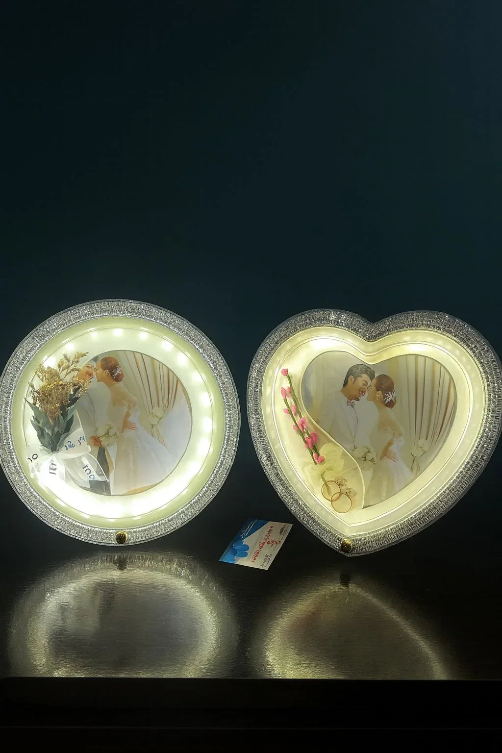 LED 3-Color Photo Frame – Modern Decorative Light Frame (Random/each) - Clarify.pk