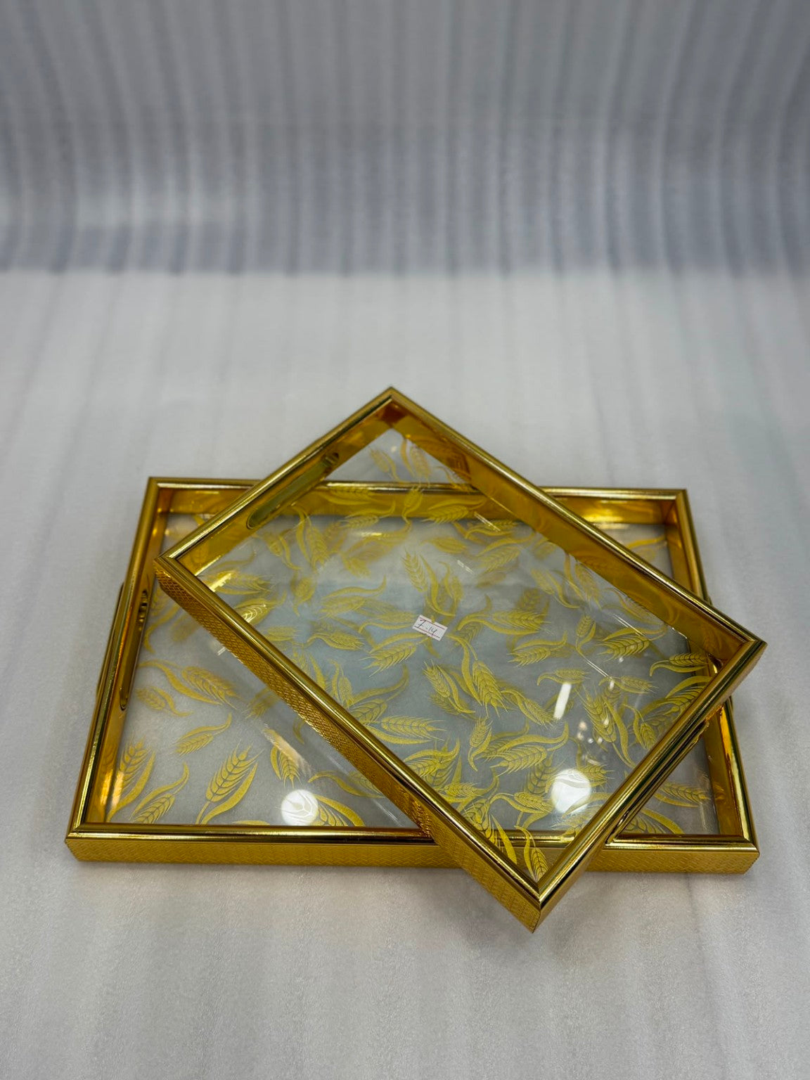 Gold Botanical Acrylic Tray Set – 2 Pieces