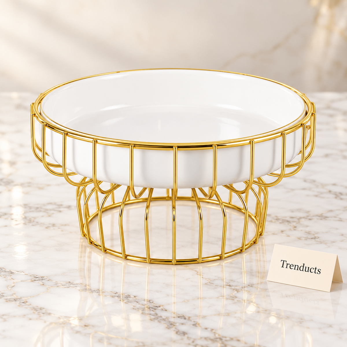 Brilliant Round Plate with Gold Wire Stand