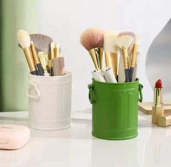Portable Retro Pen Holder - Vintage Desk Organizer for Home and Office - Clarify.pk