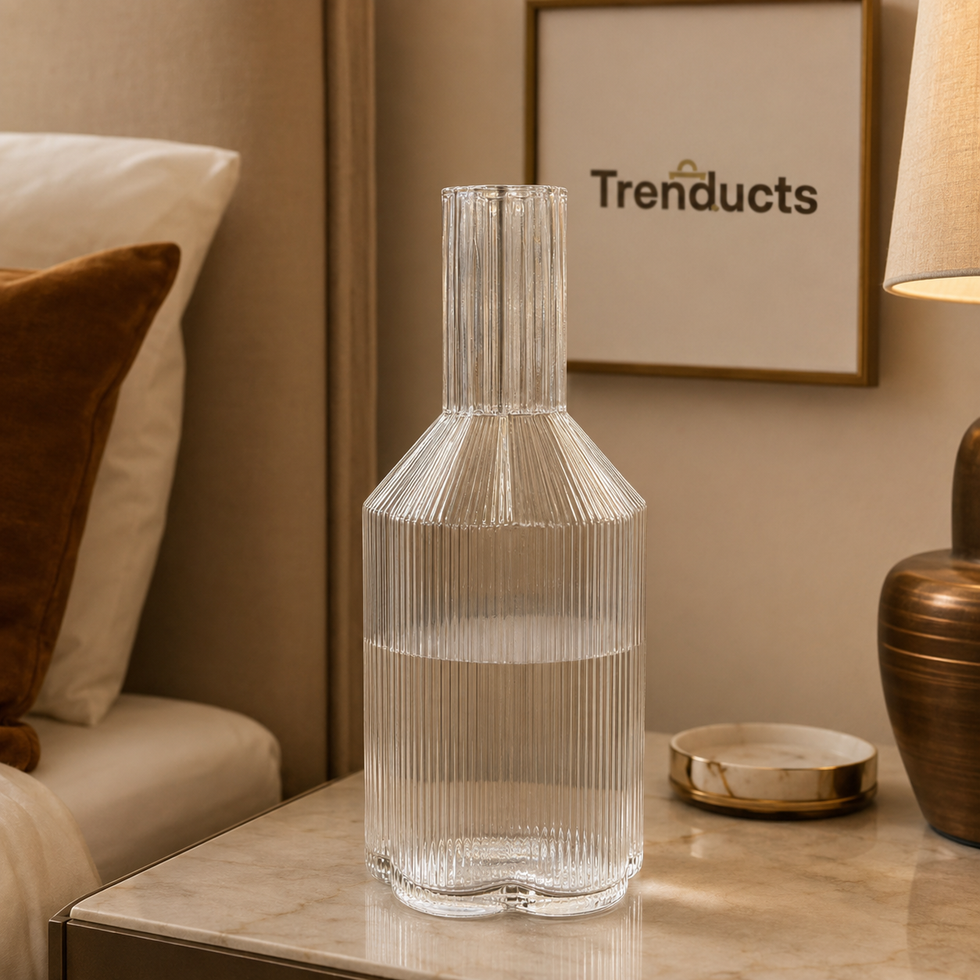 1.5L Flower-Shaped Ribbed Bedside Decanter