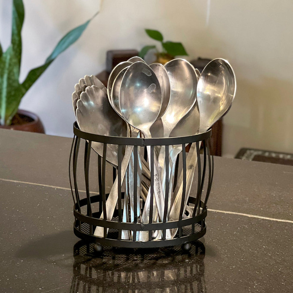 Versatile Desktop & Cutlery Metal Caddy (Random)