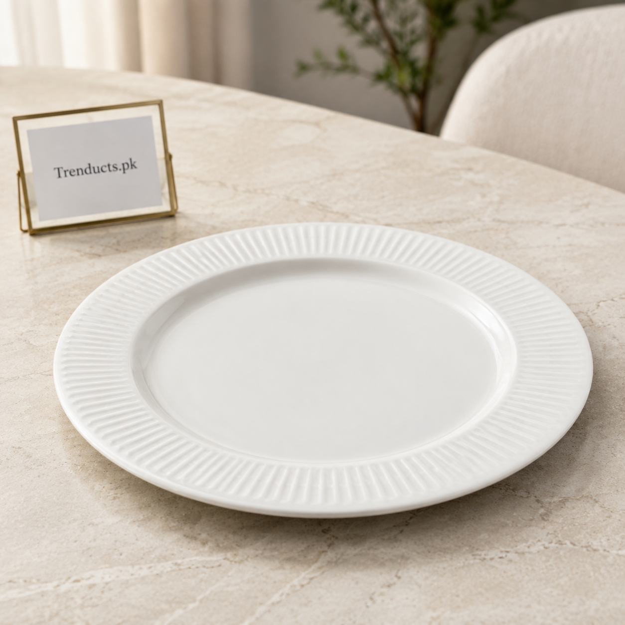 Danny Home White Fluted Flat Plate