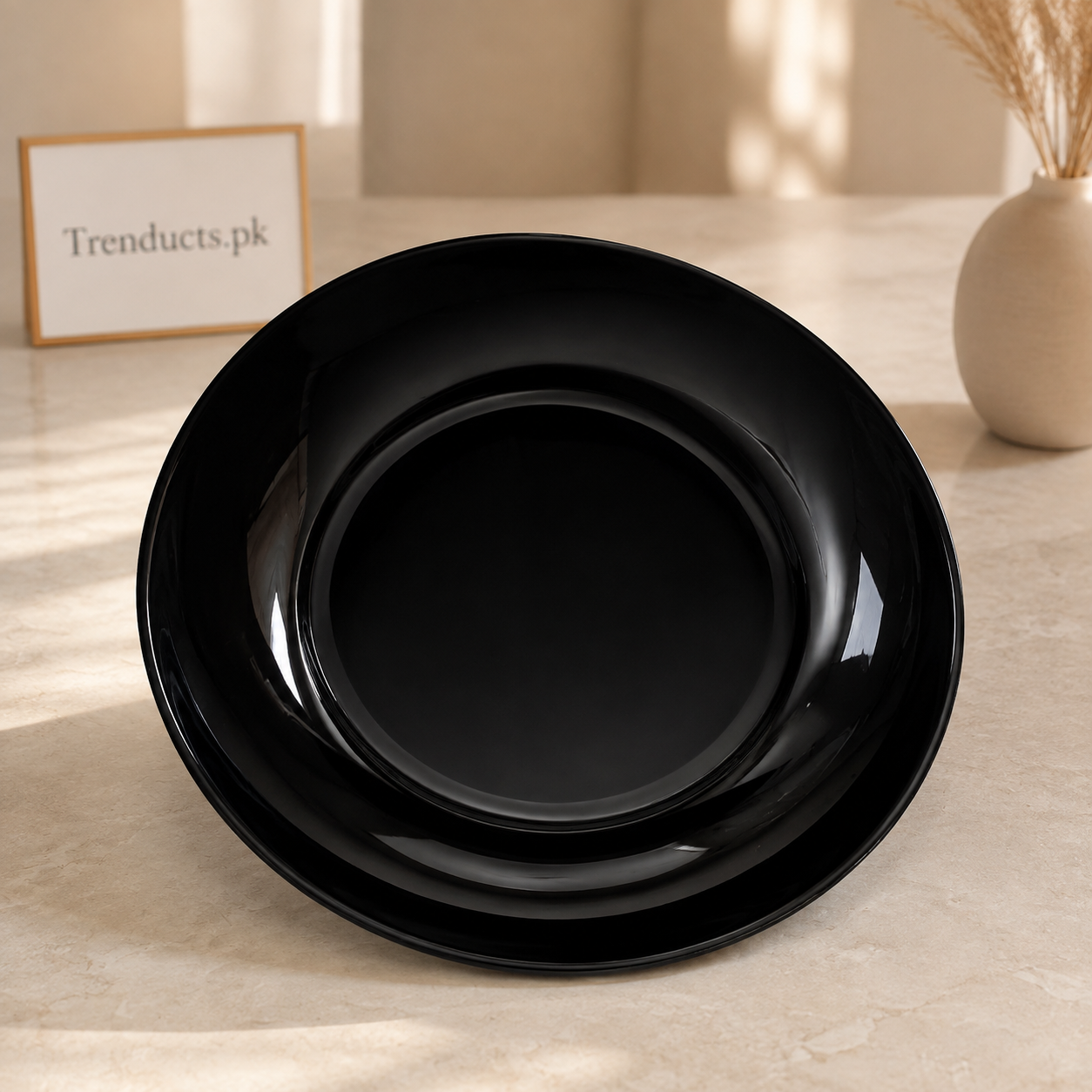 Danny Home Black Opal Glass Plate