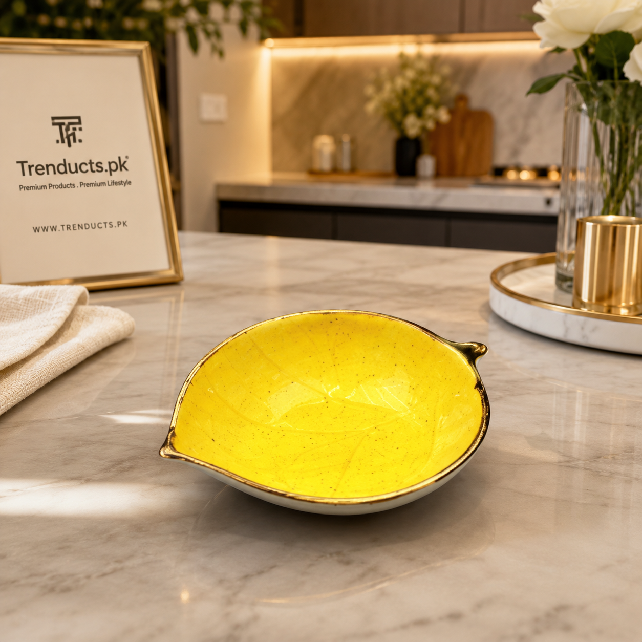 Danny Home Yellow Leaf Dish 4.25″