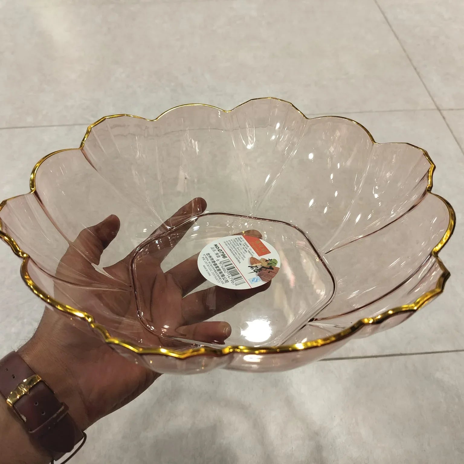 European Style Glass Fruit Bowl – Elegant Tableware - Clarify.pk