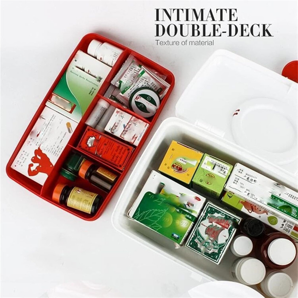 Portable Medicine Storage Box with Handle – First Aid Organizer (Random color)
