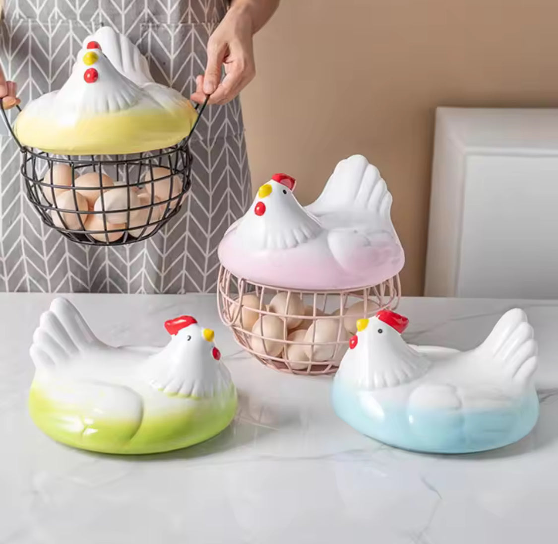 Hen Shaped Egg Basket with Lid - Large Capacity Chicken Egg Holder & Kitchen Storage