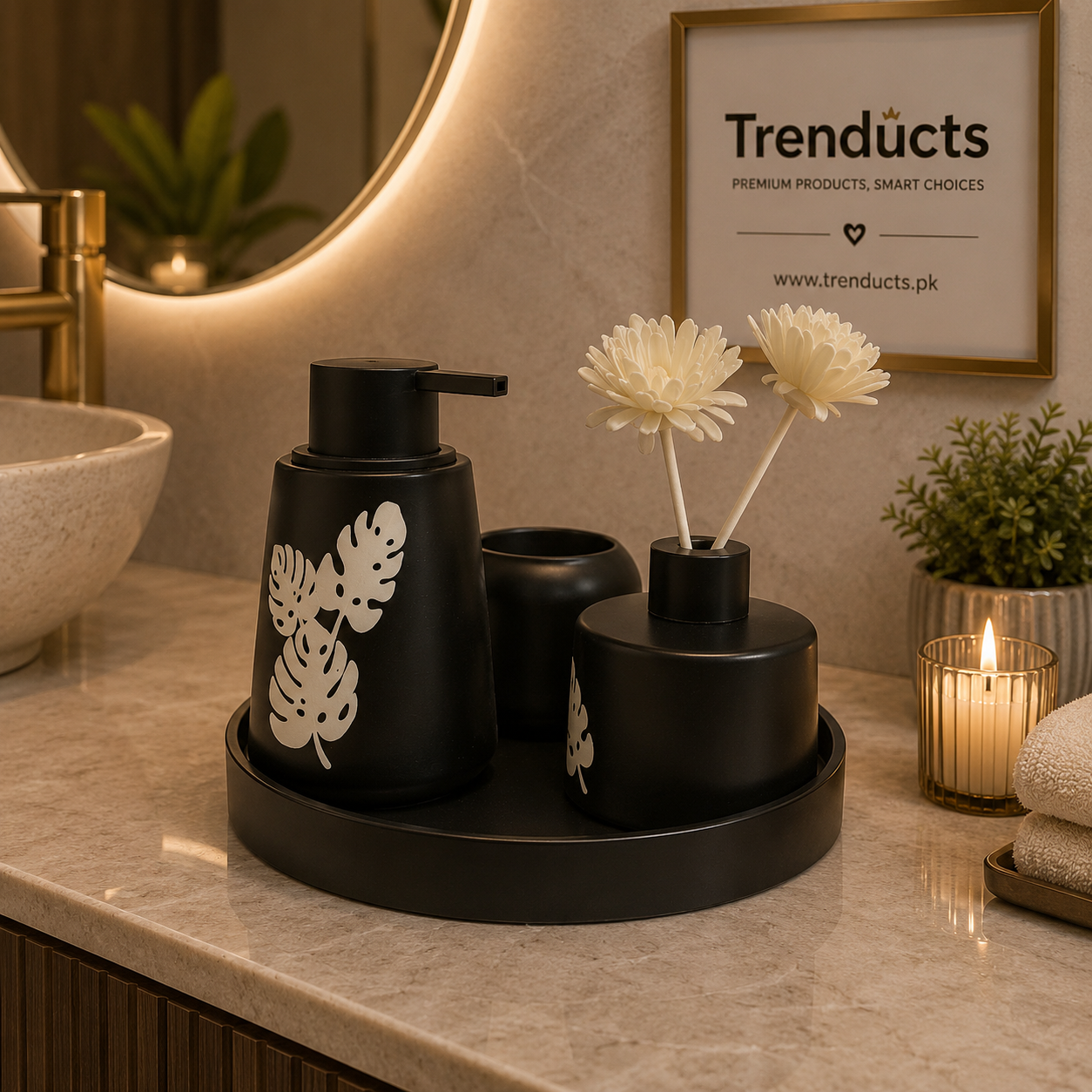 4-Piece Ceramic Bathroom Set - Black Monstera Tray Kit