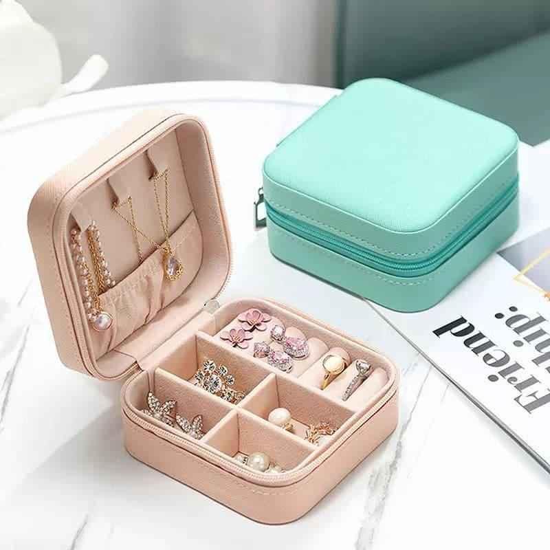 Mini Leather Jewelry Case - Elegant Travel Cosmetic Box for Jewelry and Accessories