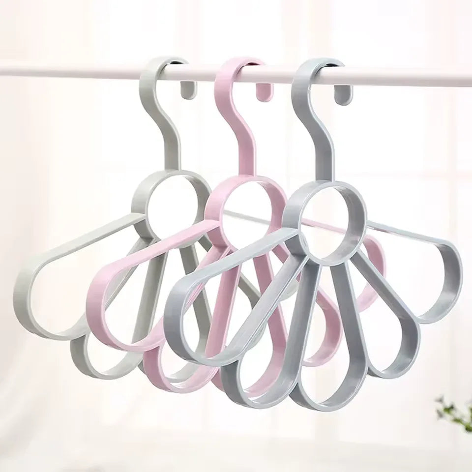 Multi-Layer Flower Clothes Hanger – Space Saving Wardrobe Organizer - Clarify.pk