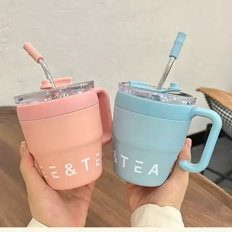 سٹینلیس سٹیل سٹرا ڈھکن کی بوتل 480ml - گرم اور ٹھنڈا تھرموس (بے ترتیب رنگ)