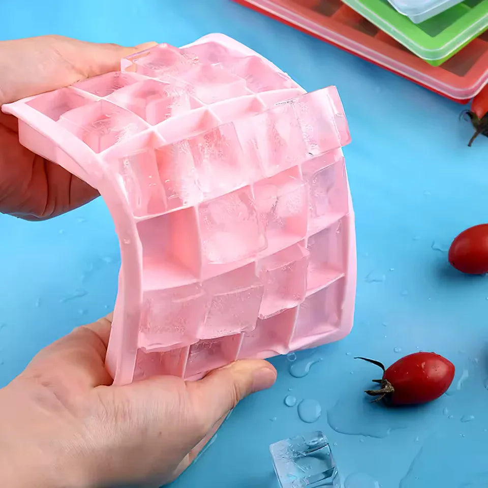 24 Grids Silicone Ice Cube Tray with Lid – Ice Mold for Drinks & Cocktails