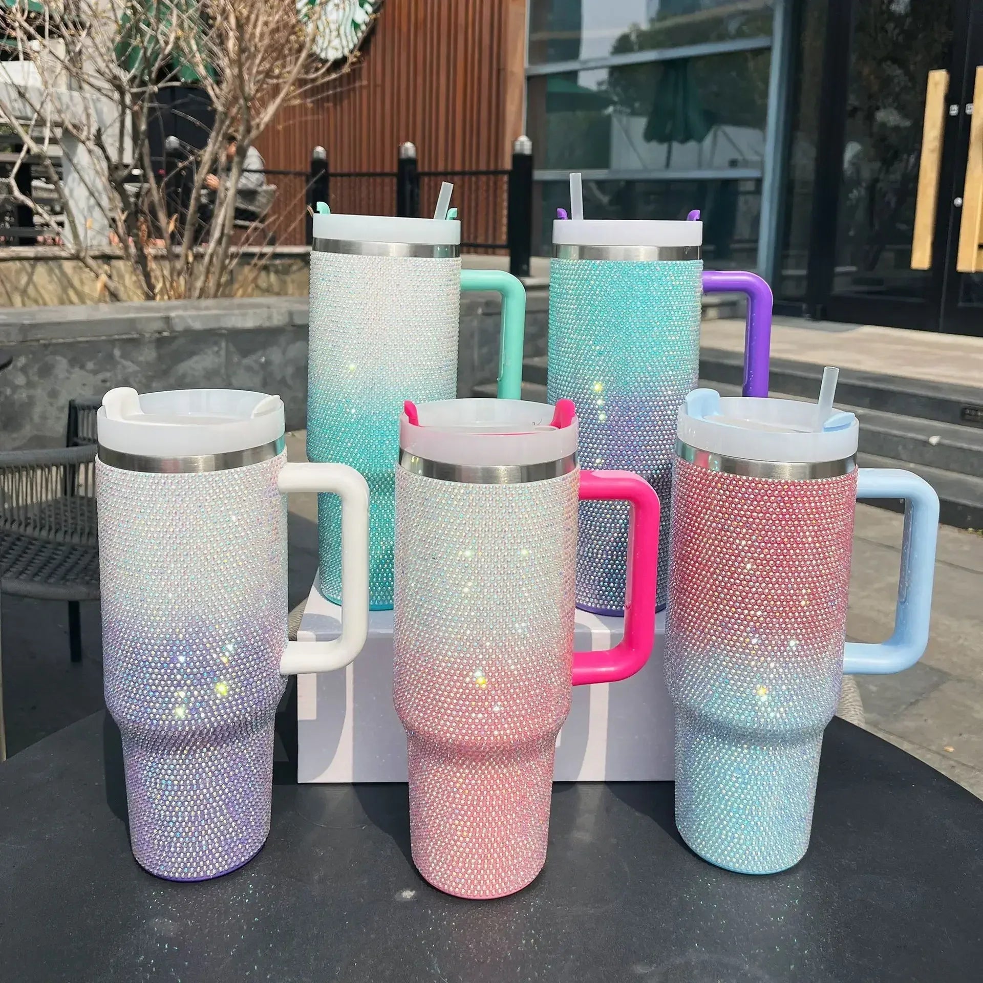 ہینڈل کے ساتھ 40oz Rhinestone ڈبل شیڈ ٹمبلر (بے ترتیب رنگ)