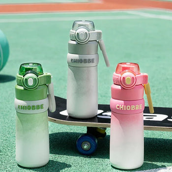 Large Capacity Stainless Steel Insulated Water Bottle 560ml (Random Color) - Clarify.pk