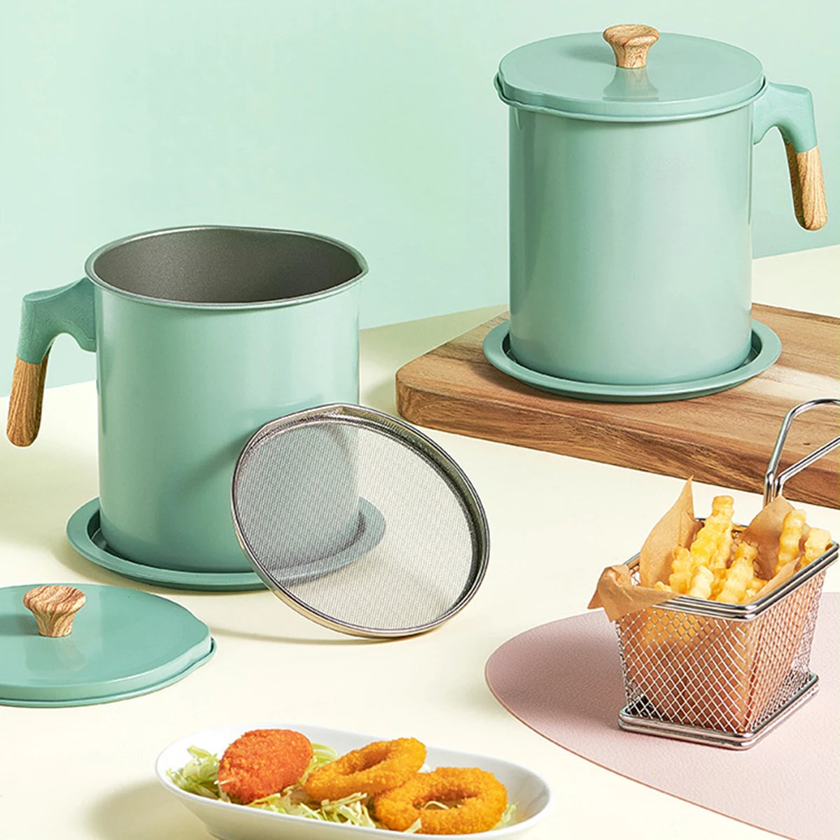 1.4L colorful stainless steel oil storage pot with fine mesh strainer and lid Trenducts Pakistan