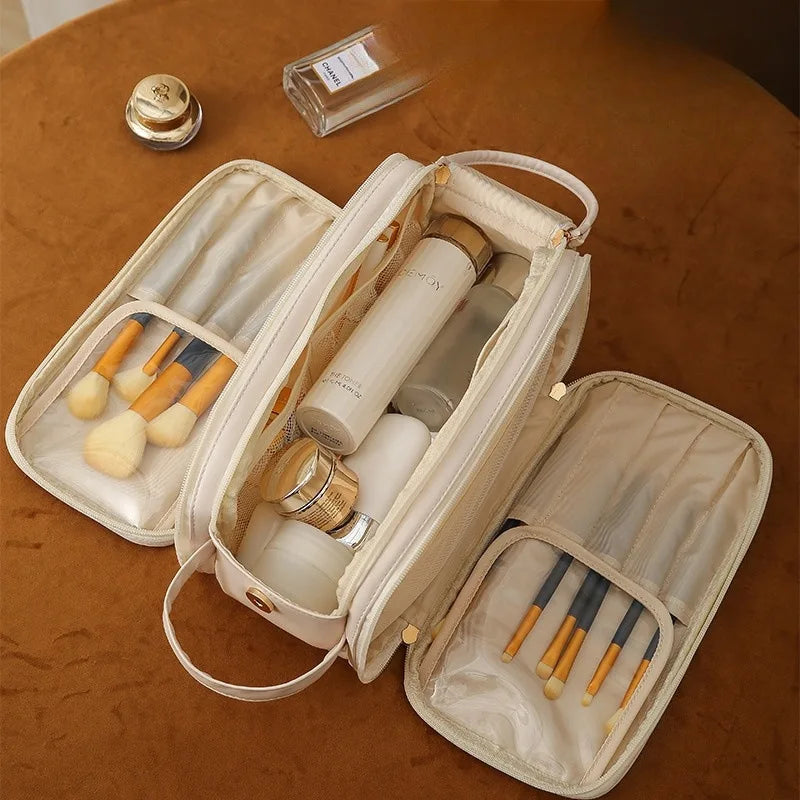 Luxury Handbag-Style Cosmetic Bag – High-Capacity PU Organizer (random color)
