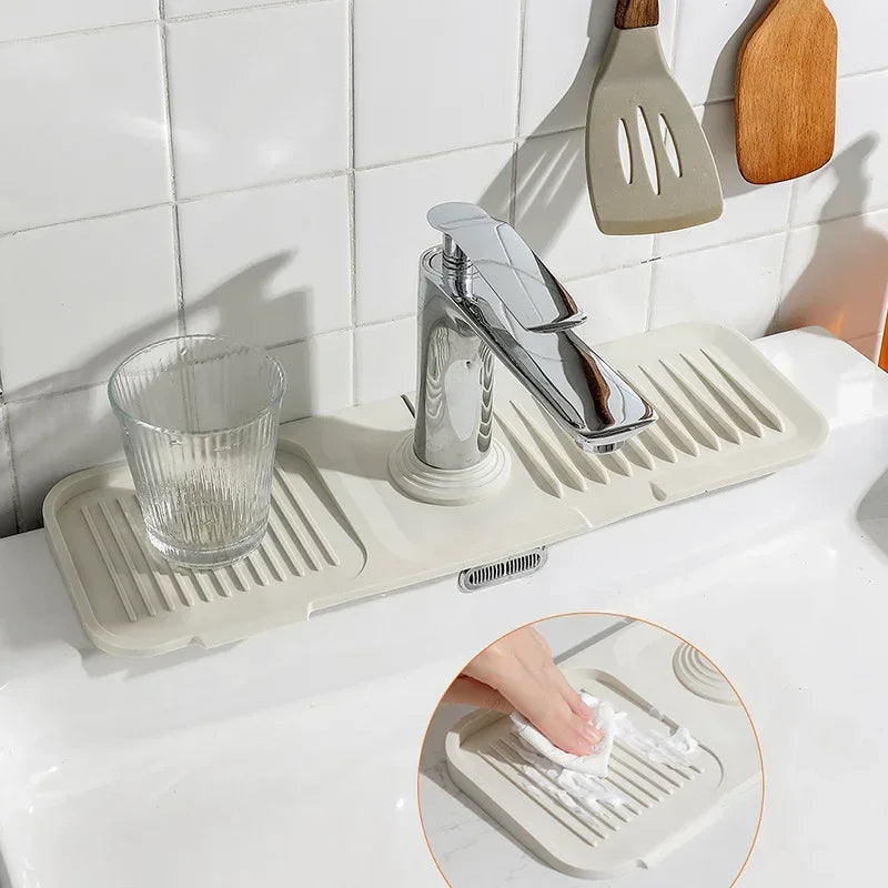 Kitchen Silicone Splash Pad – Sink Faucet Protector - Clarify.pk