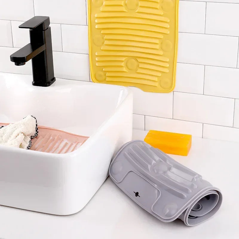 Foldable Silicone Washboard – Hands-Free Clothes Cleaner
