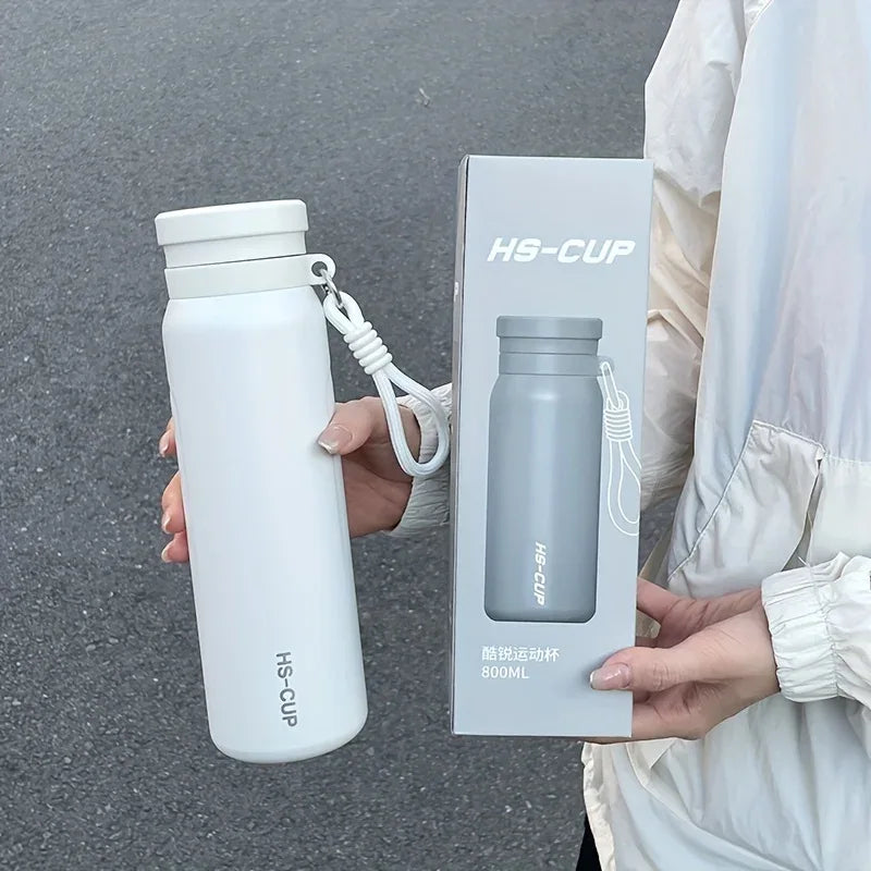800ml Insulated Water Bottle with Tea Strainer (Random color) - Clarify.pk