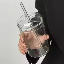 Aura Clear Borosilicate Glass Sipper with Glass Straw