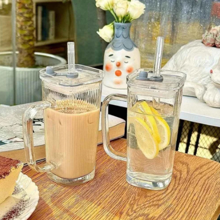 Minimalist Rectangular Glass Tumbler with Matching Glass Straw