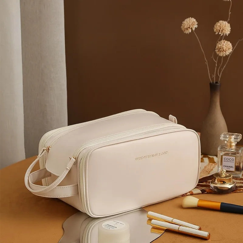 Luxury Handbag-Style Cosmetic Bag – High-Capacity PU Organizer (random color)