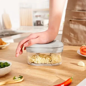 Manual Garlic Cutter – One-Handed Telescopic Slicer - Clarify.pk