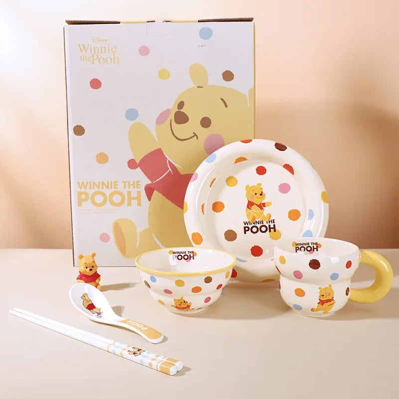 Winnie the Pooh 6 پیس بچوں کے کھانے کا سیٹ - گفٹ باکس شامل ہے۔