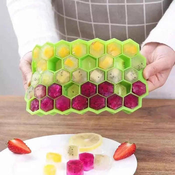 Silicone Ice Cube Mold for Effortless Ice Making and Unique Cocktails - Clarify.pk