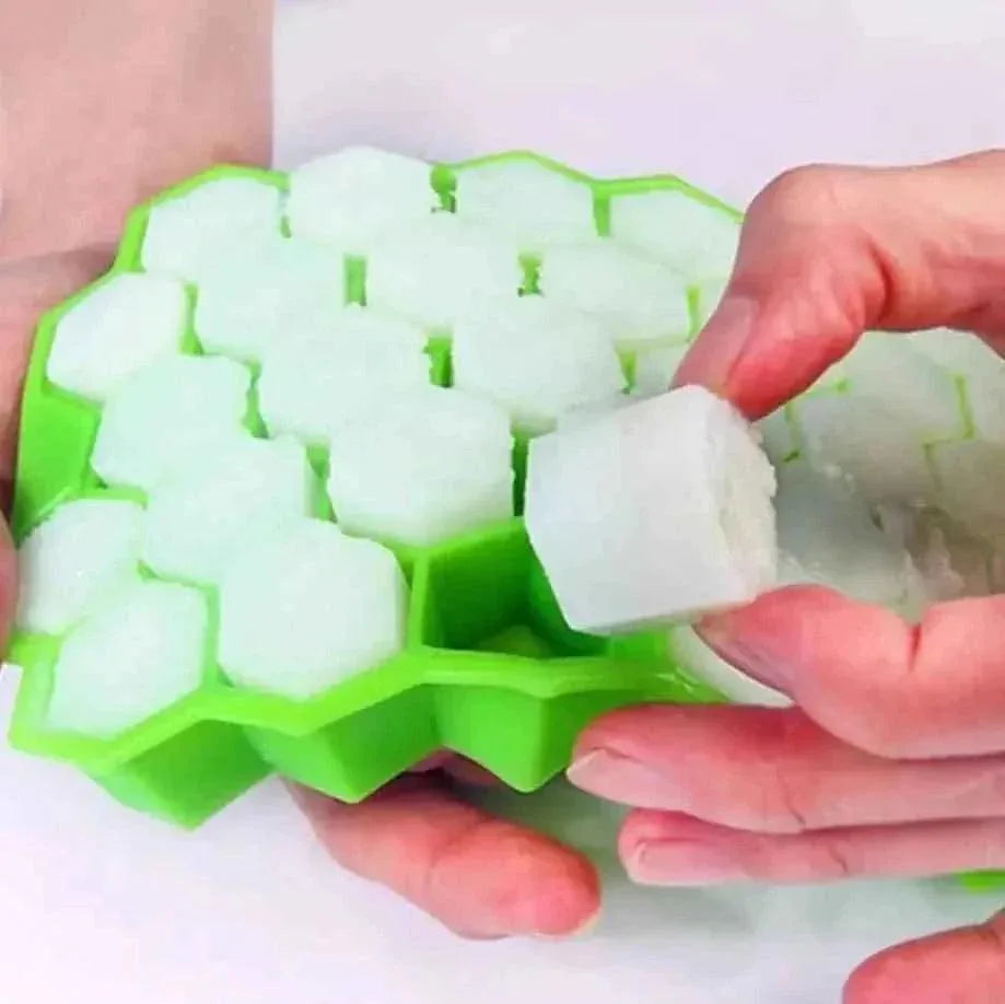 Silicone Ice Cube Mold for Effortless Ice Making and Unique Cocktails - Clarify.pk