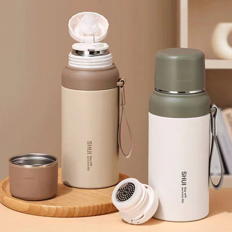 Premium PureSip Vacuum Thermo Bottle - 600ml Insulated (Random Color) - Trenducts.pk