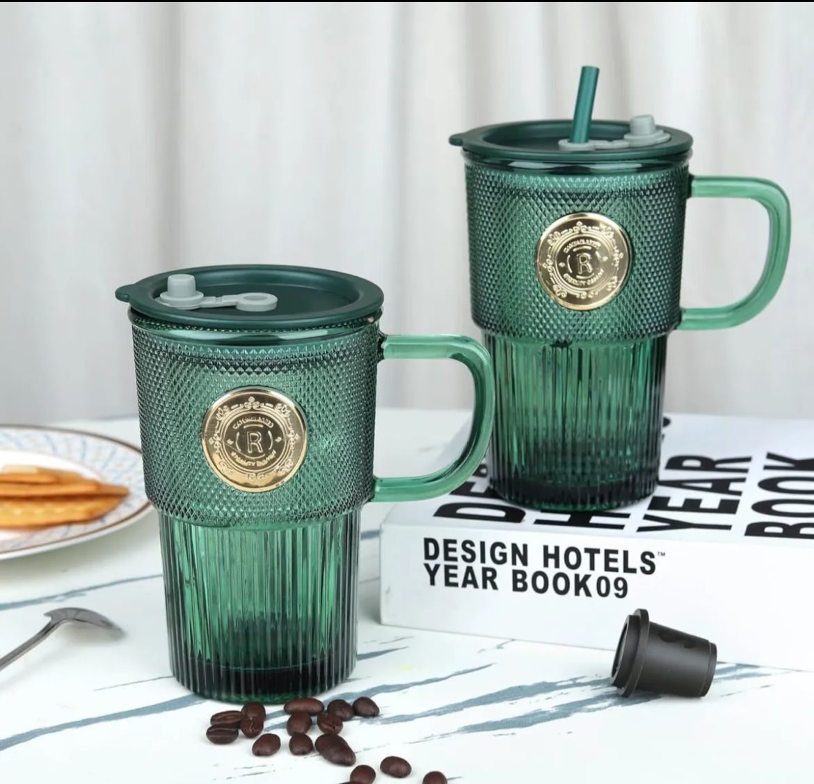 Premium Emerald Glass Sipper Mug with Handle – Luxury Textured Finish