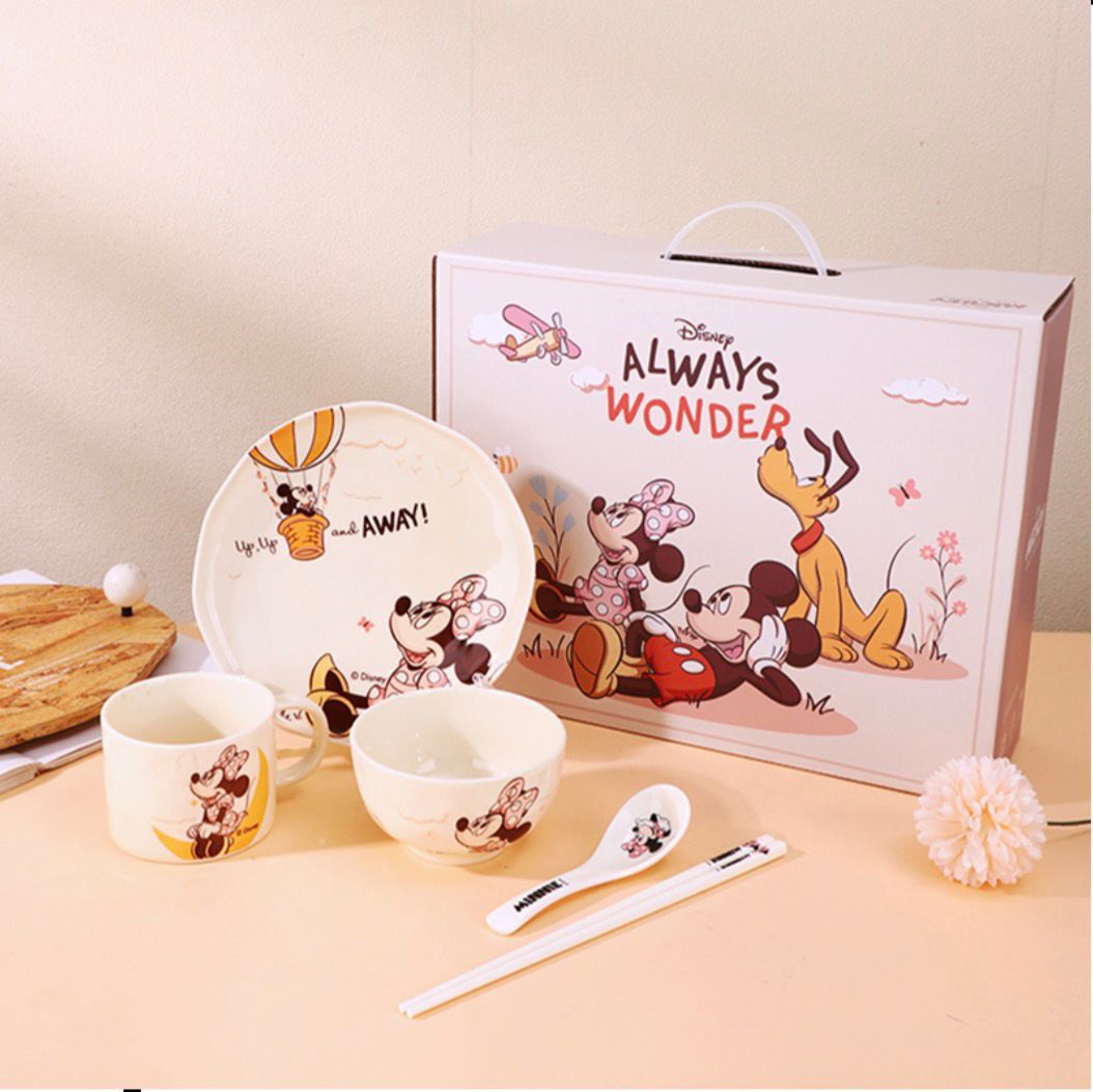 Official Disney Collection: Minnie Mouse & Friends Premium Ceramic Dinnerware Set – 6-Piece Deluxe Gift Collection