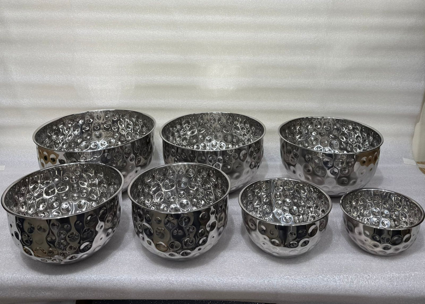 Luxury 7-Piece Hammered Stainless Steel Bowl Set
