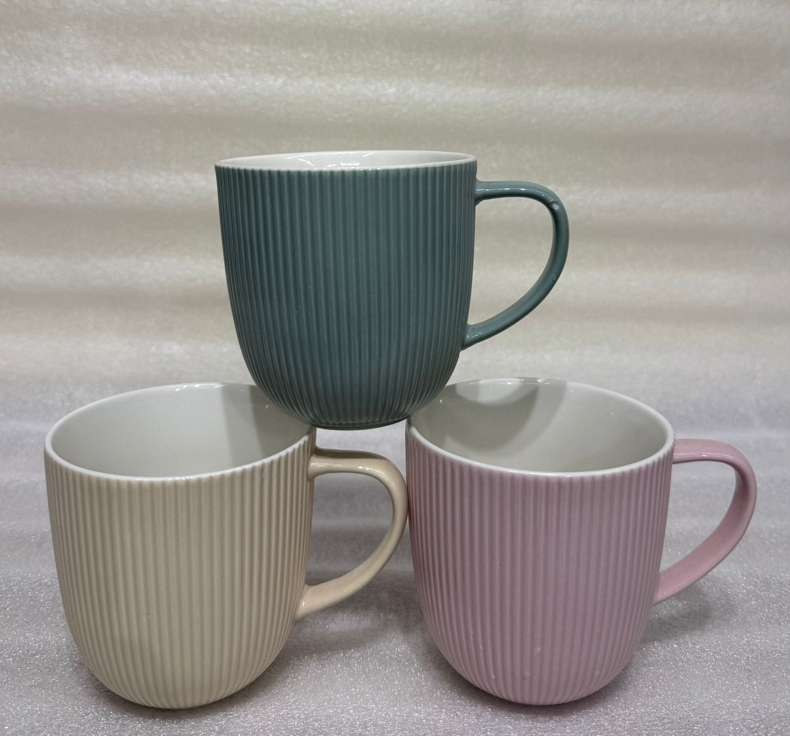 Nordic Ribbed Ceramic Tea Mug (Random Color)