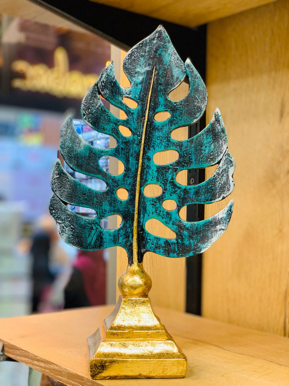 Antique Verdigris Monstera Leaf Decor Piece