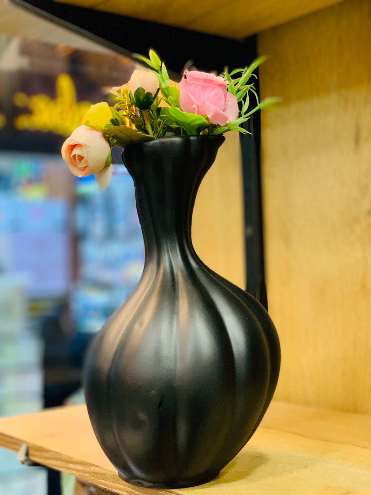 Modern Matte Black Ribbed Swan Vase