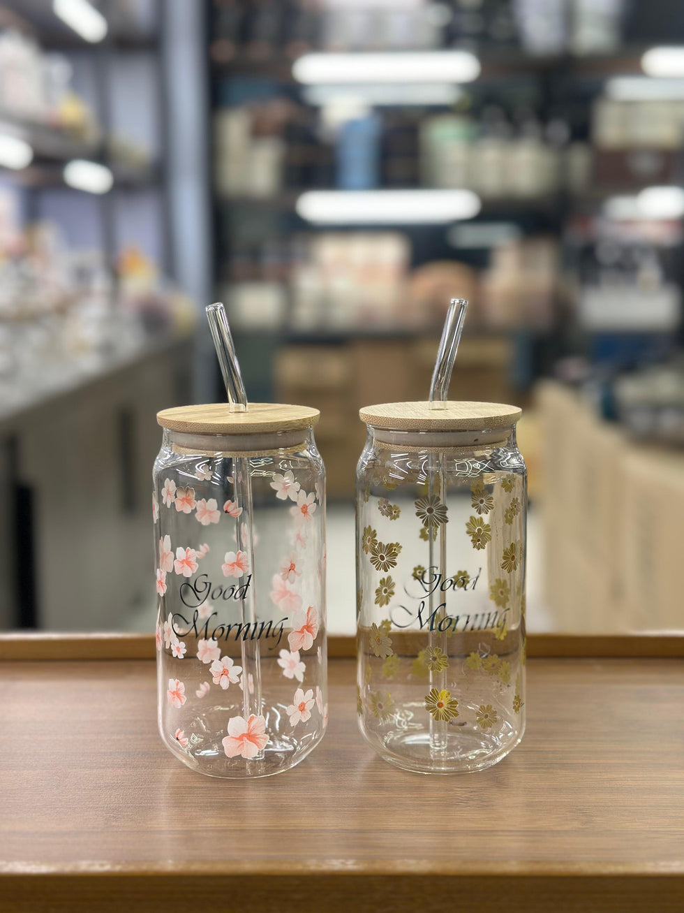 Aesthetic "Can-Shape" Iced Tea Glass with Bamboo Lid & Straw (Random design)