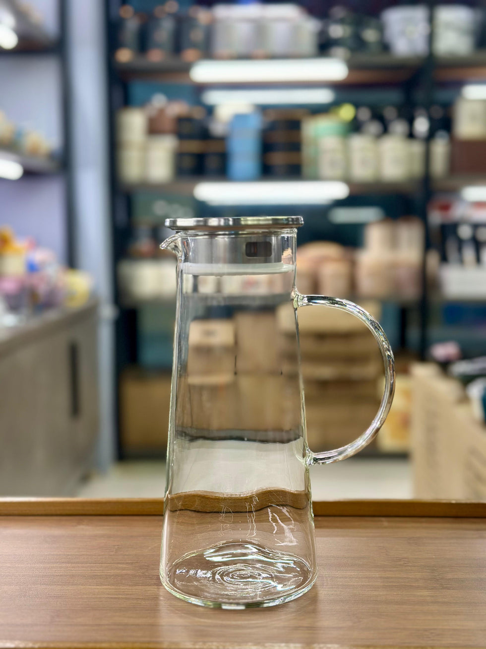 Sleek Minimalist Glass Jug with Stainless Steel Filter Lid