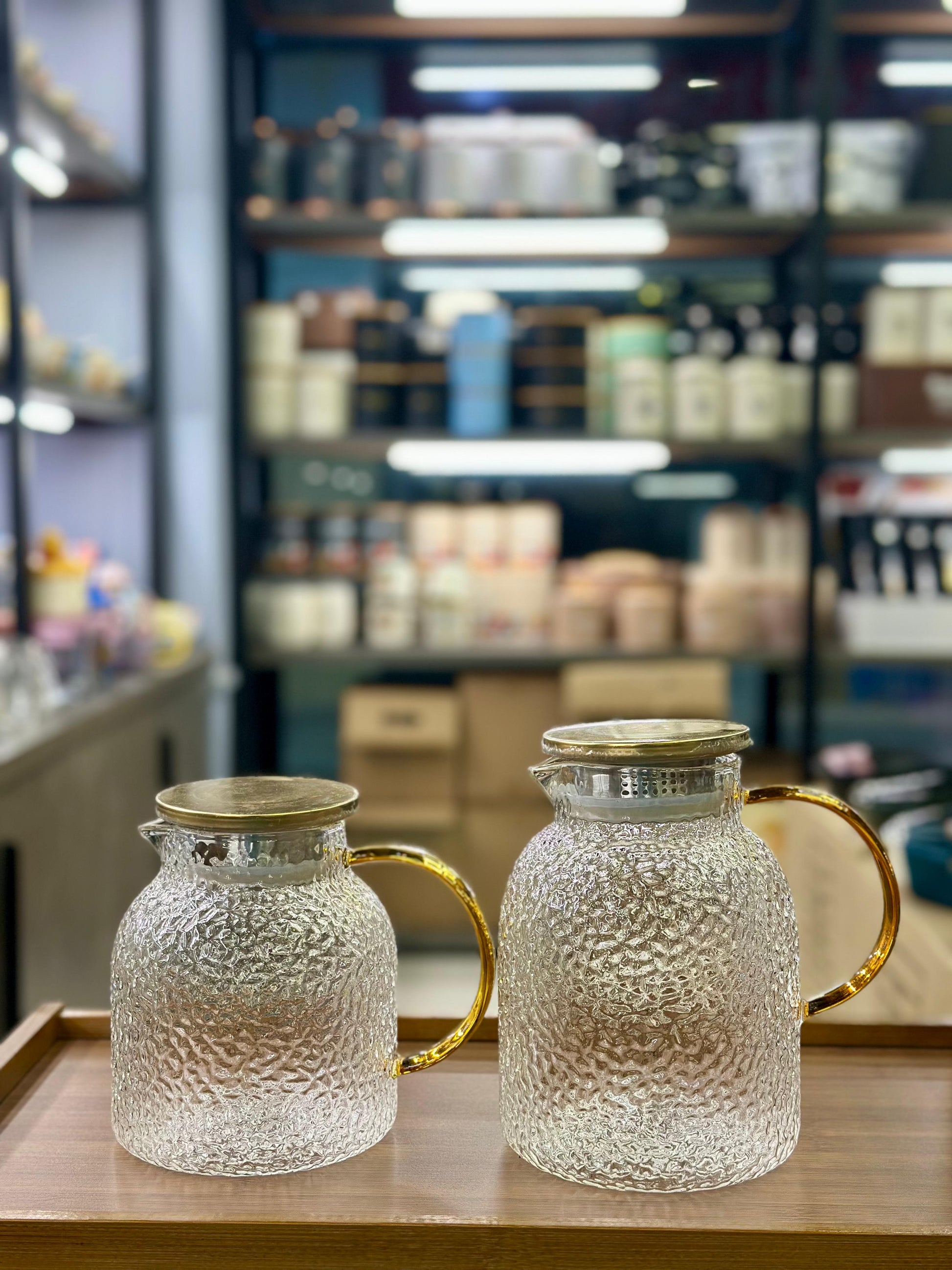 Luxury Hammered Glass Kettle with Golden Accents