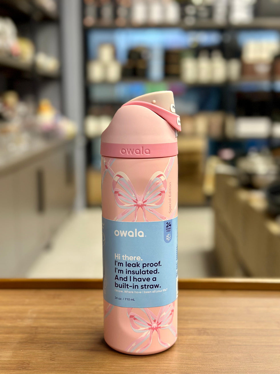 Owala FreeSip® "Tie the Knot" Special Edition 24oz Bottle