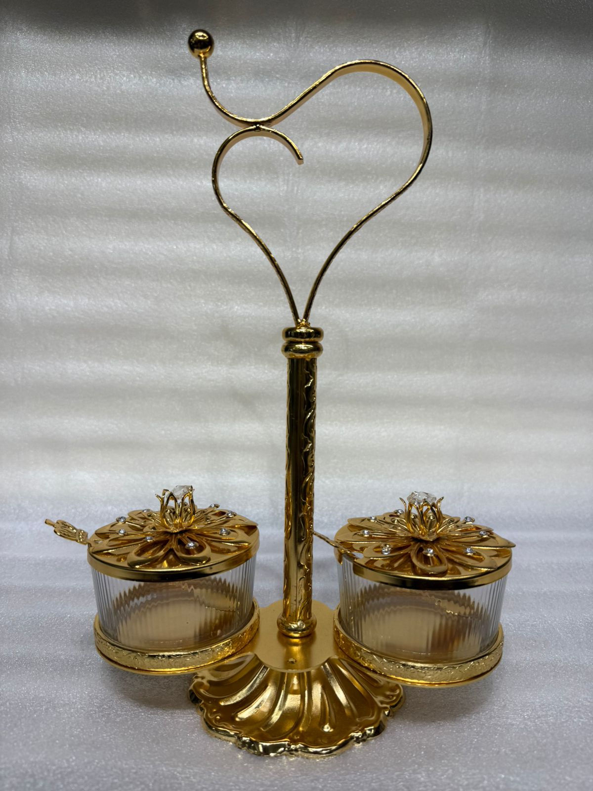 Royal Heart-Handled Golden Glass Spice & Condiment Set