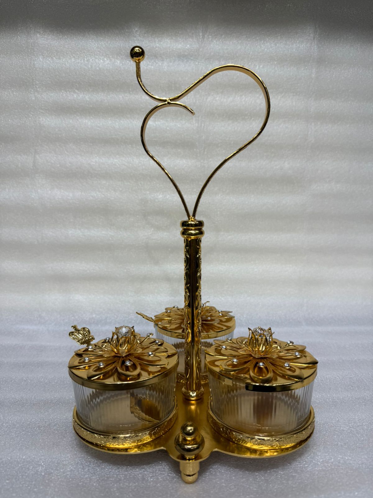 Royal Heart-Handled Golden Glass Spice & Condiment Set – 3-Piece