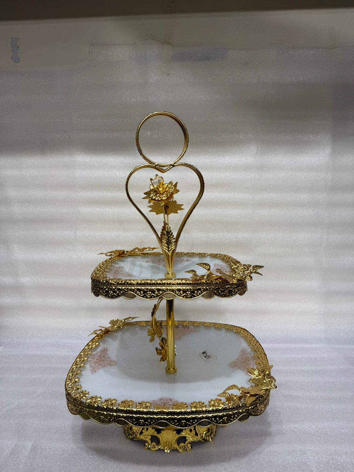 Royal Heart-Handled 2-Tier Golden Ceramic Dessert Stand
