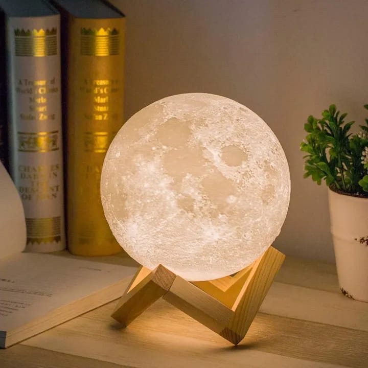 3D Printed Rechargeable Moon Lamp with Geometric Wooden Stand