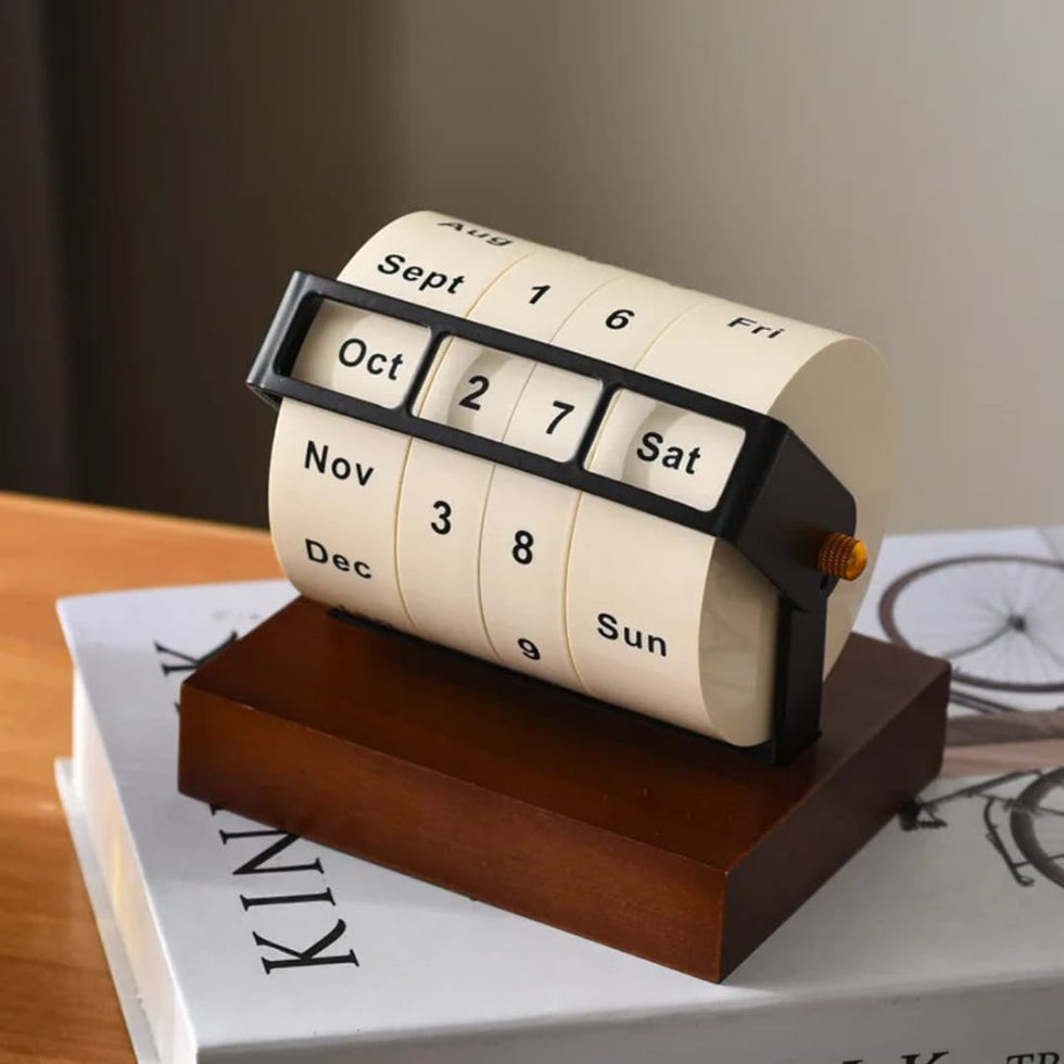 Luxury Rotating Wheel Perpetual Desk Calendar Ornament