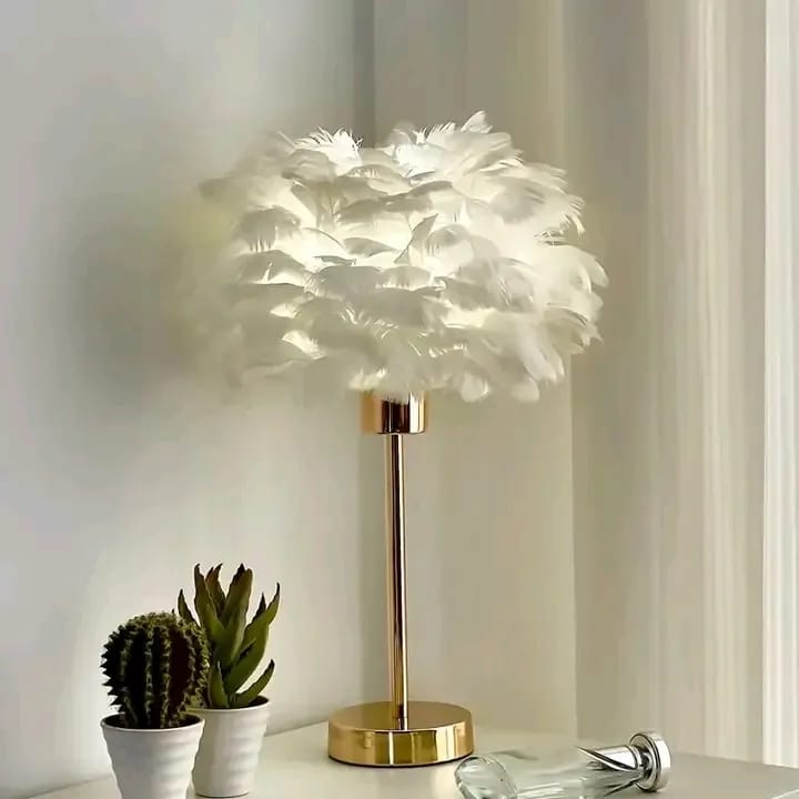 Elegant 18" Feather Table Lamp with Golden Metal Base