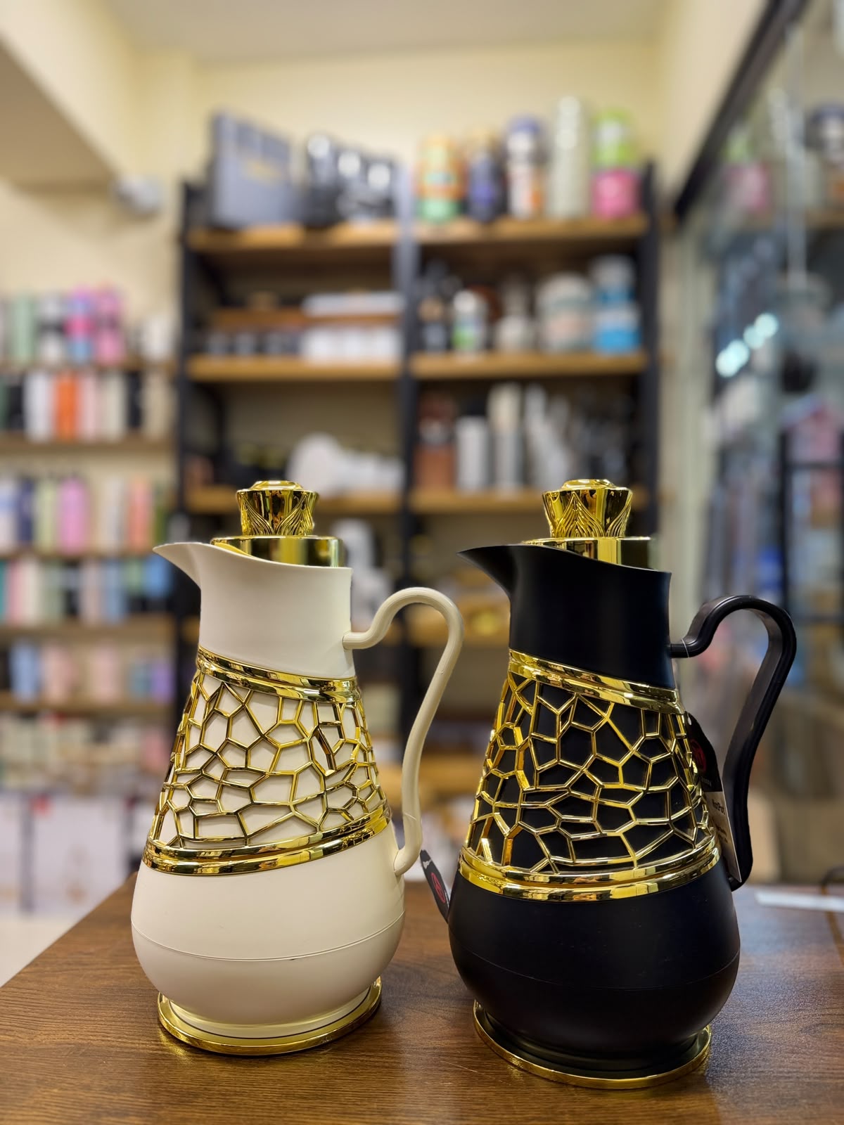 Little Ding Vacuum Flask 1L – Gold Mosaic