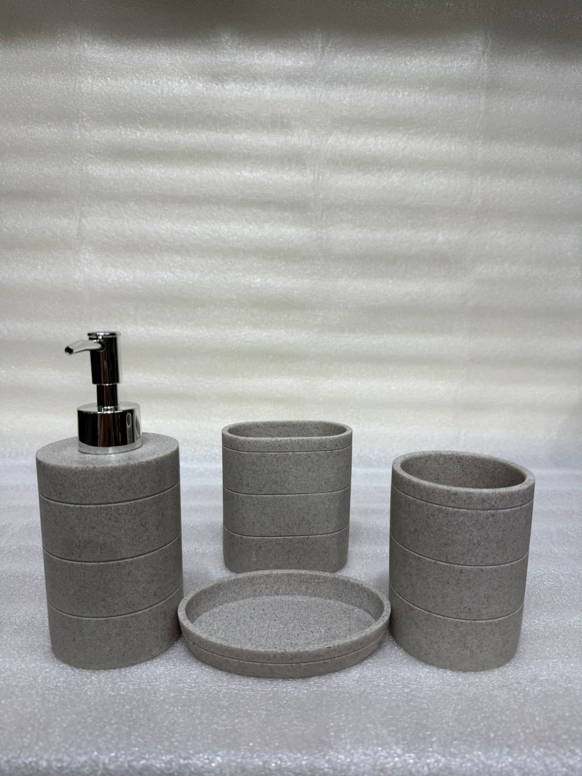 Premium 4-Piece Resin Bathroom Accessory Set